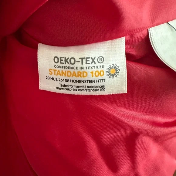 Lands' End Men’s Red Outdoor Warm Puffer Vest Quilted Packable, Size Medium - Picture 3 of 8